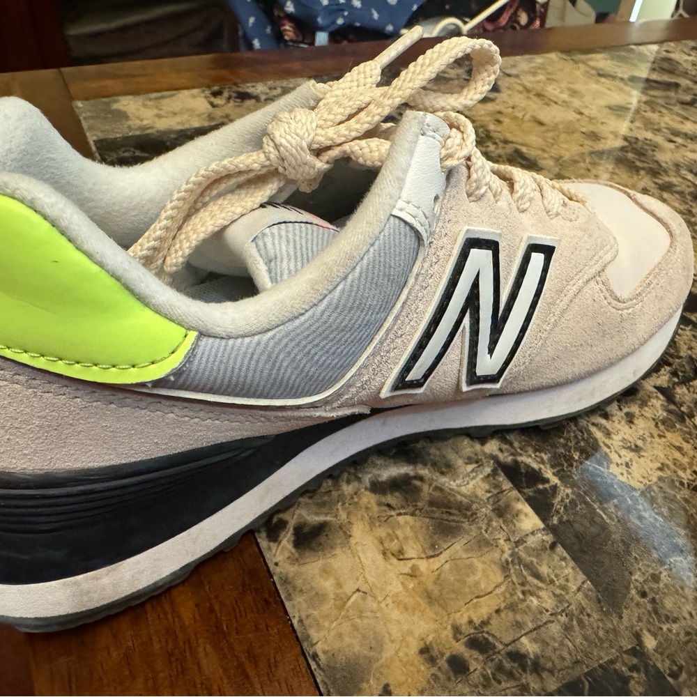 New Balance 574 - Picture 4 of 6